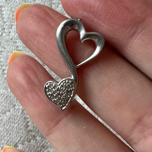 Jewelry - Heart necklace